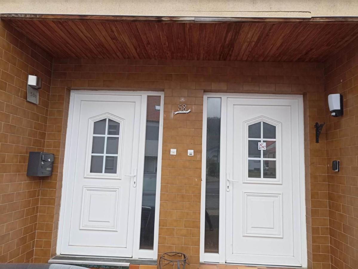Appartement Gauche Avec Balcon Hargarten-aux-Mines Esterno foto